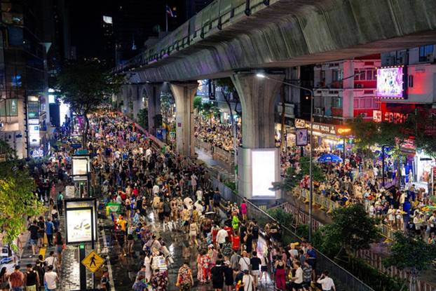 “ชัชชาติ“ เปิดแผนรองรับสงกรานต์ 2569 คุมเข้มจุดเสี่ยง - เสริมกล้อง CCTV